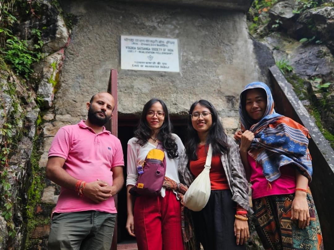 Katyuri Kings Divine Stay- Babaji'S Cave Dwarahat Exterior foto